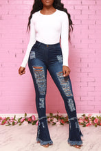 Cargar imagen en el visor de la galería, Vaqueros desgastados y deshilachados