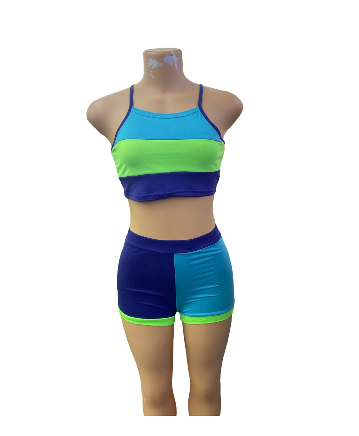 Conjunto corto de salón
