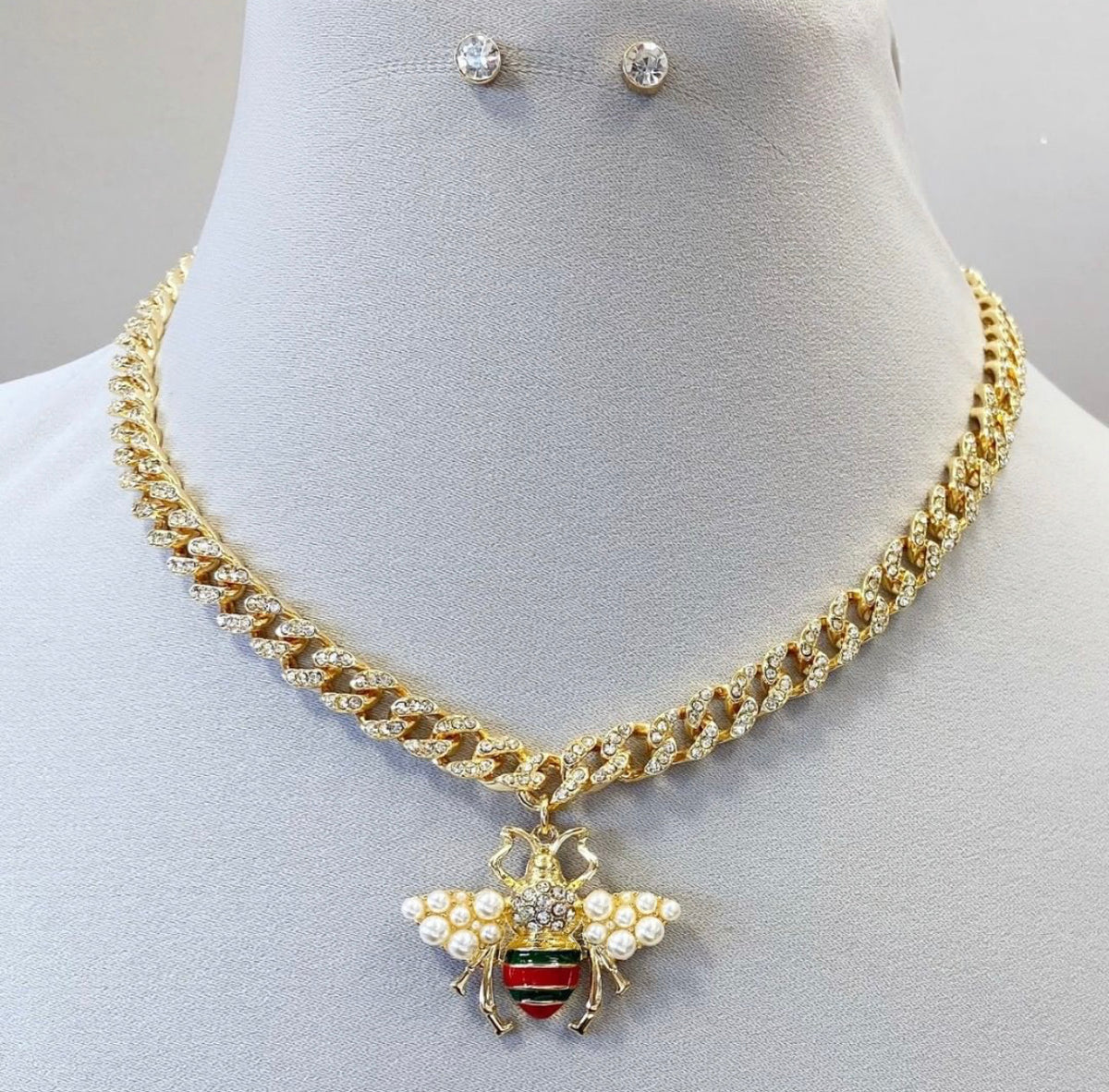 Diamonds & Pearl Necklace