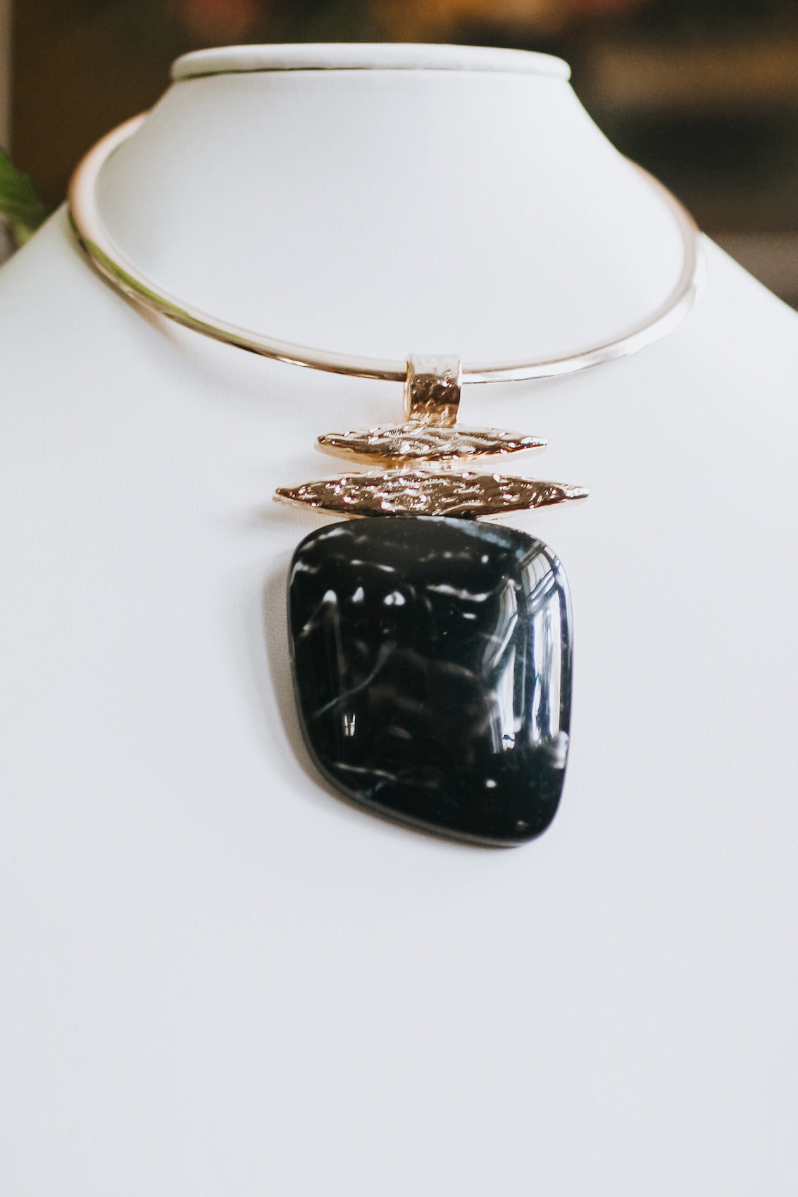 Marble Pendant Necklace Set