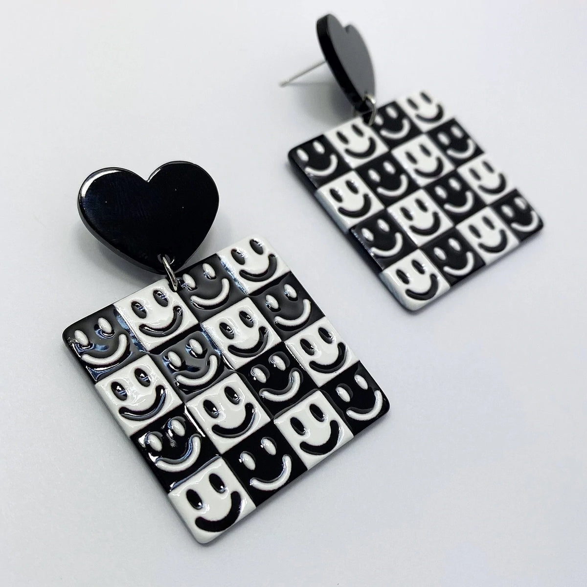 Pendientes clásicos de corazón