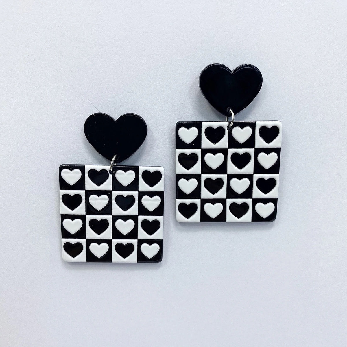 Pendientes clásicos de corazón