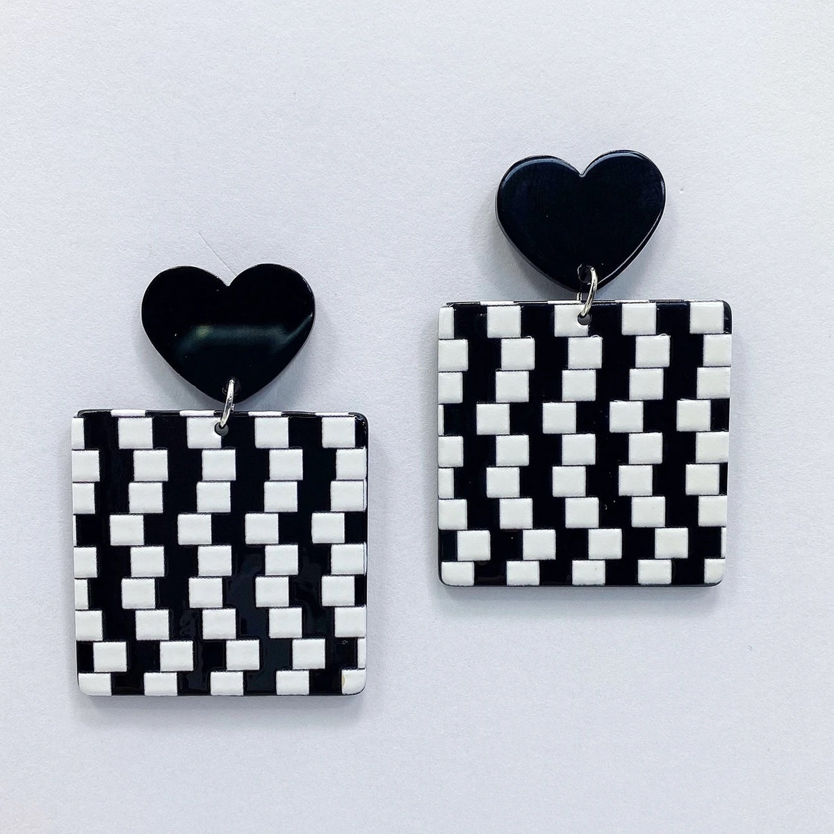 Pendientes clásicos de corazón