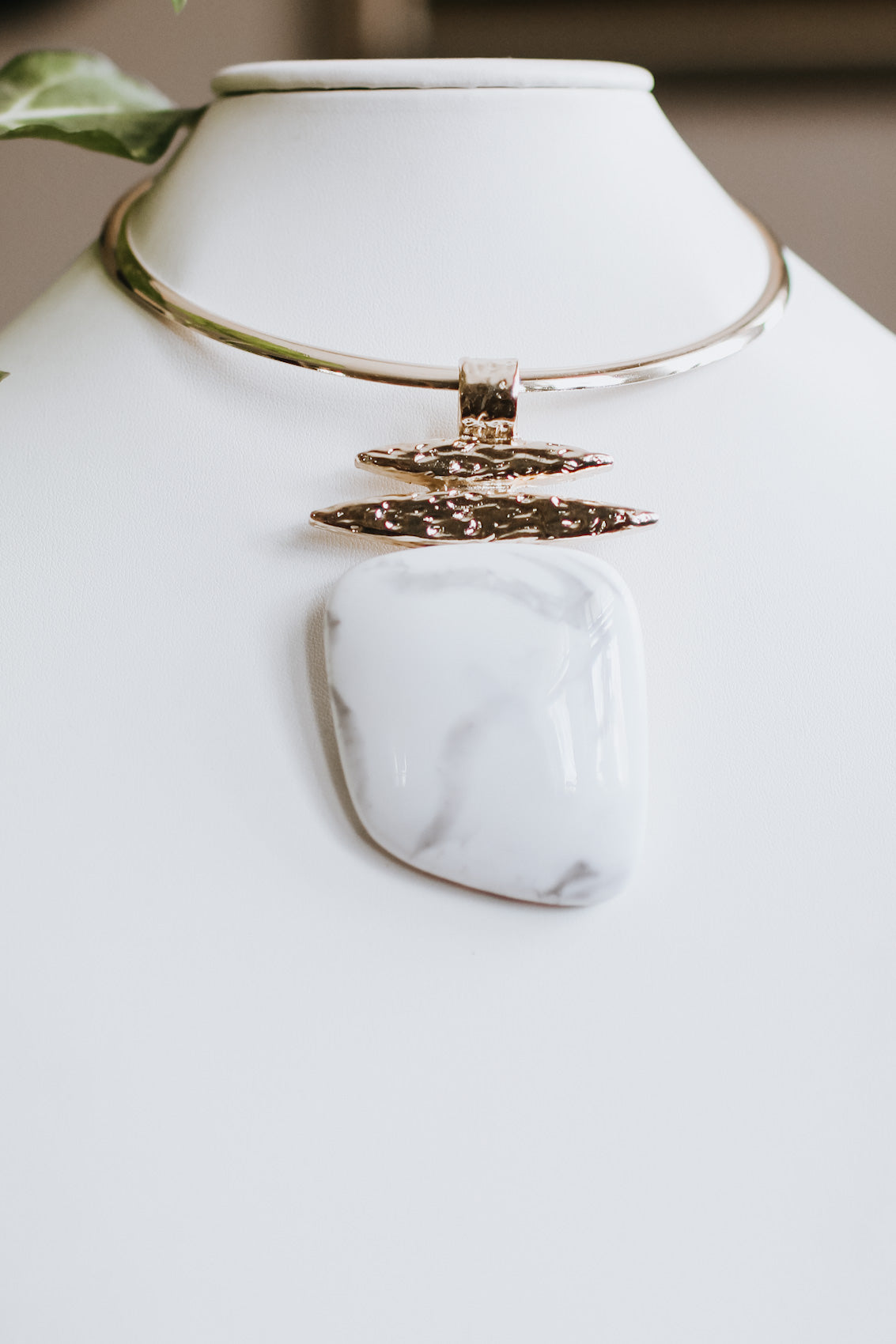Marble Pendant Necklace Set