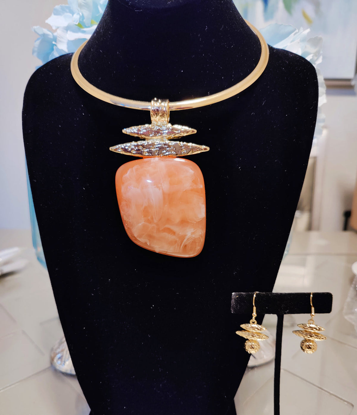 Marble Pendant Necklace Set