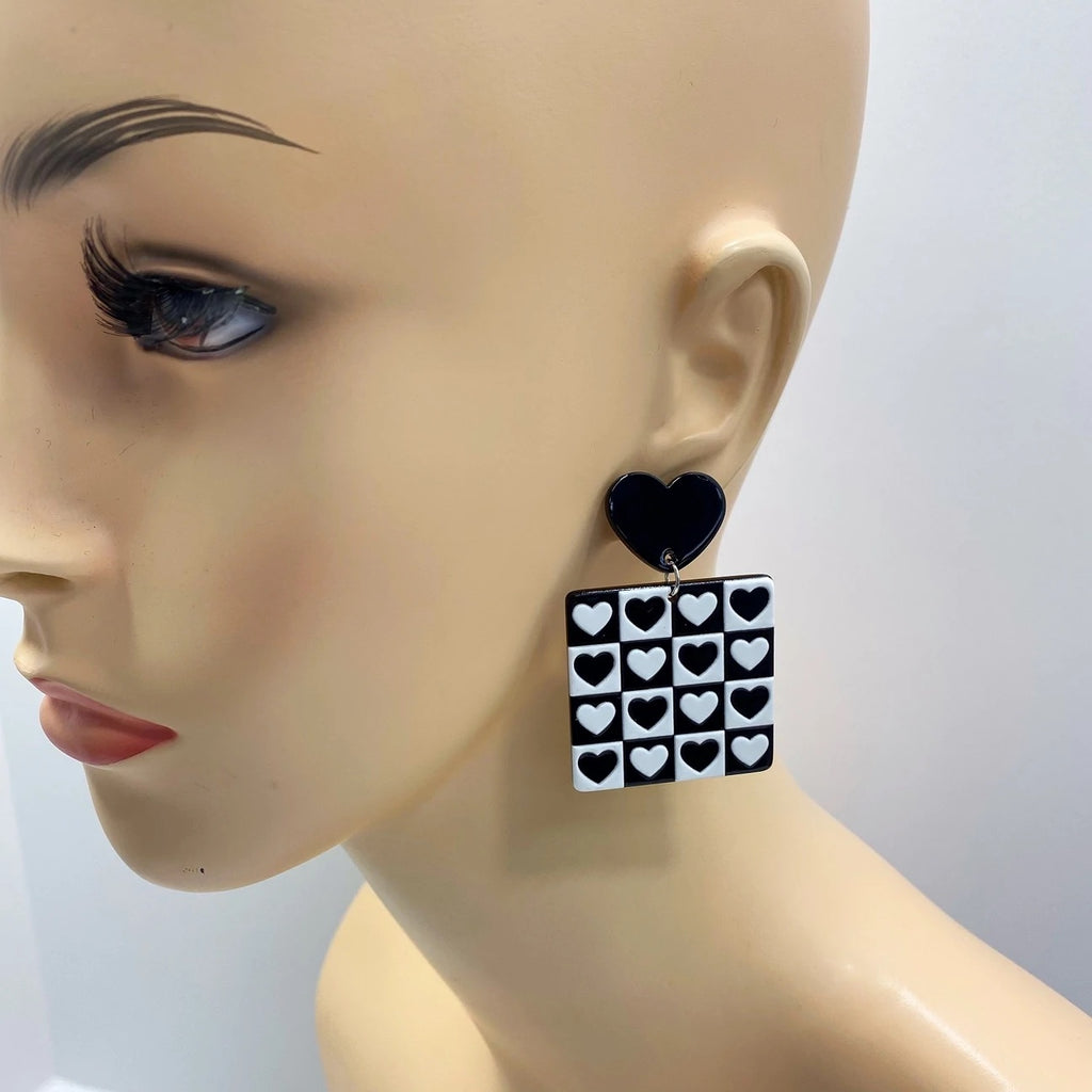 Pendientes clásicos de corazón